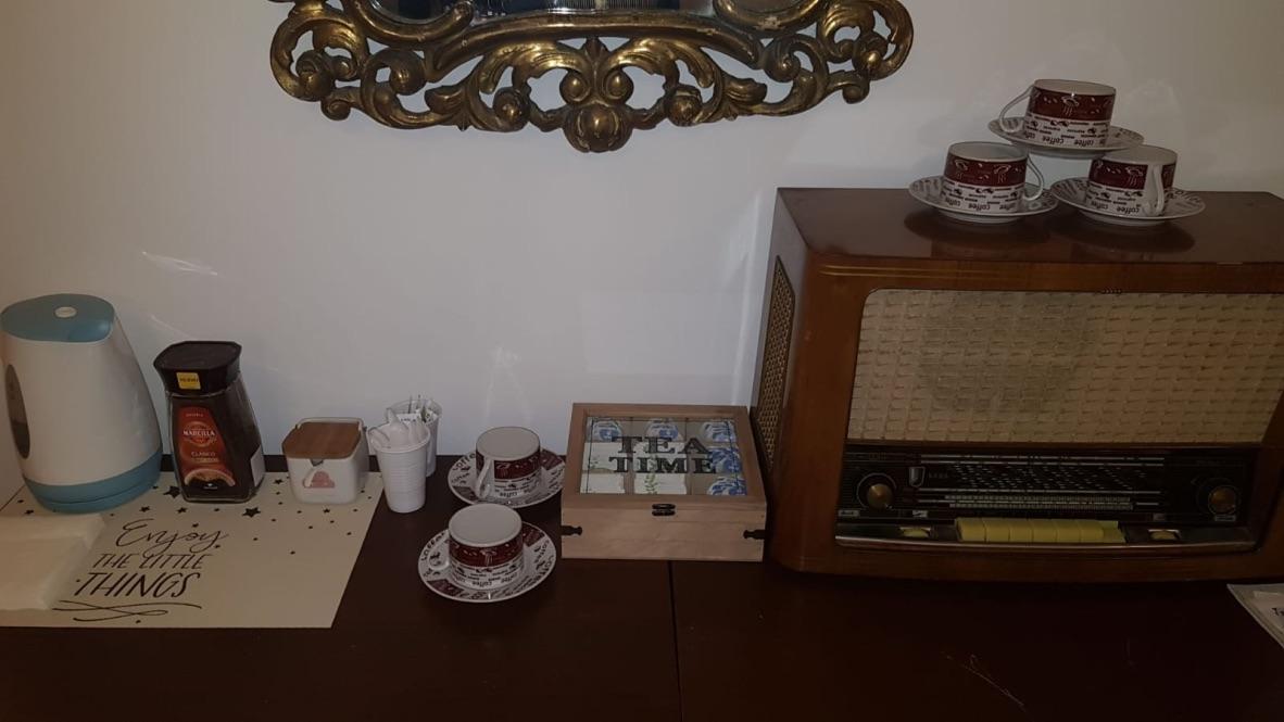 Hostal Rio De Castro Барселона Екстериор снимка