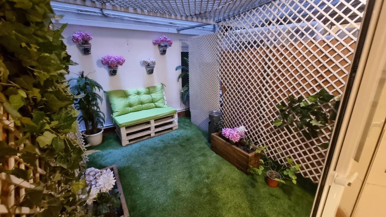 Hostal Rio De Castro Барселона Екстериор снимка