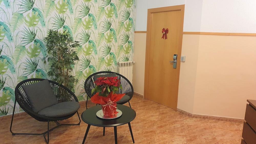 Hostal Rio De Castro Барселона Екстериор снимка